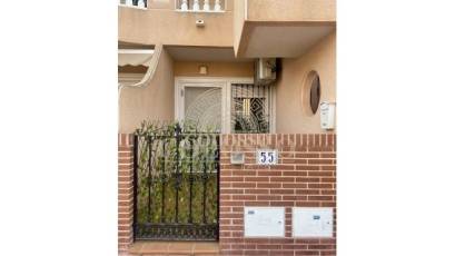 Alquiler - Chalet Pareado -
Guardamar del Segura - Guardamar pueblo