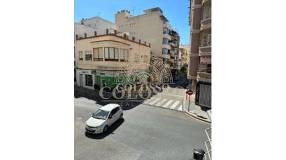 Resale - Apartamento -
Torrevieja - Puerto