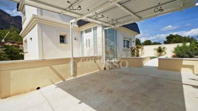 Resale - Villa de Lujo -
Polop - Urbanizaciones