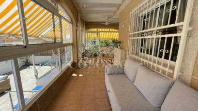 Resale - Casa -
Orihuela Costa - Los Altos