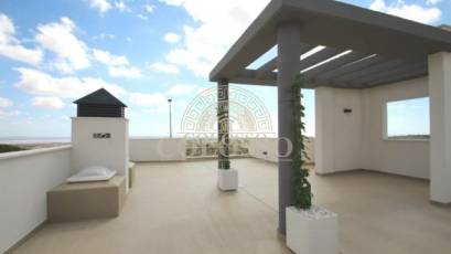 Resale - Villa -
Orihuela Costa - Campoamor