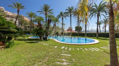 Resale - Casa -
Cullera - Cap Blanc