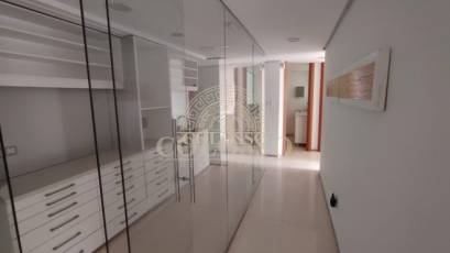 Resale - Piso -
Torrevieja - Centro