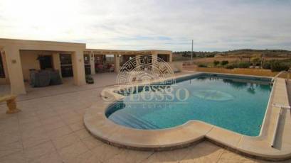 Revente - Villa -
Pinoso