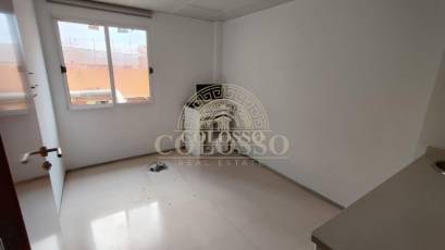 Resale - Piso -
Torrevieja - Centro