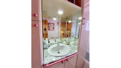 Resale - Piso -
Benidorm - Poniente