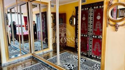 Resale - Piso -
Benidorm - Poniente