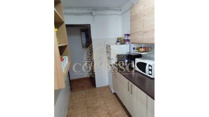 Resale - Piso -
Picassent - Centro
