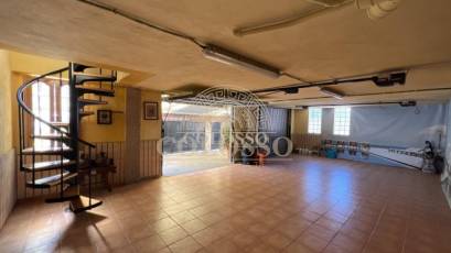 Resale - Chalet -
Godelleta - El bosque