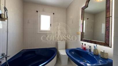 Resale - Casa -
Torrevieja - Los balcones