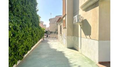 Alquiler - Villa -
Guardamar del Segura - Urbanizaciones