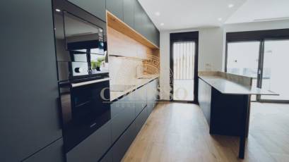 Obra nueva - Apartamento -
Redován