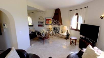 Resale - Villa -
Benissa - Fustera