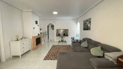 Resale - Casa -
Orihuela Costa - Los Altos