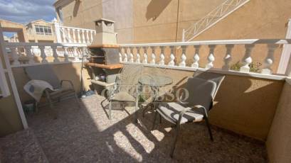 Resale - Casa Tipo Dúplex -
Torrevieja - Habaneras