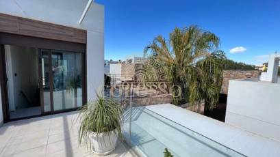 Resale - Villa de Lujo -
Orihuela Costa - Montezenia