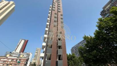 Resale - Piso -
Benidorm - Levante