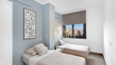 Resale - Apartamento -
Torrevieja - Centro
