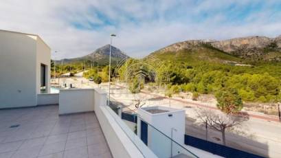 Resale - Chalet -
Polop - Alberca