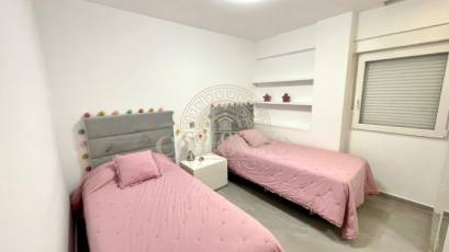 Alquiler - Apartamento / piso -
Torrevieja - Centro