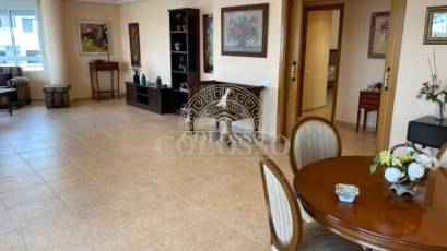 Resale - Apartamento -
Torrevieja - Centro