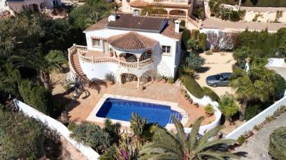 Resale - Chalet -
Benissa - playa fustera