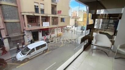 Resale - Piso -
Torrevieja - Centro
