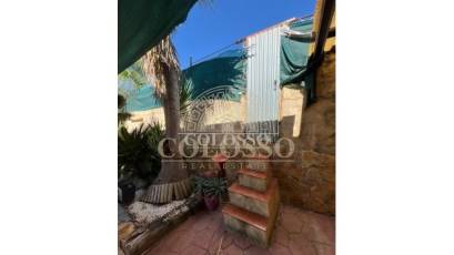 Resale - Chalet -
Godelleta - El bosque
