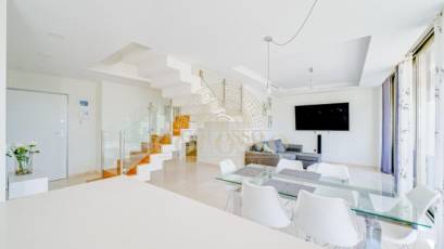 Resale - Villa -
Villajoyosa - Paraiso