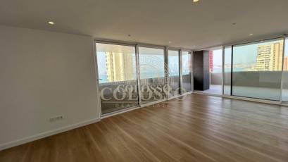 Resale - Piso -
Benidorm - Levante