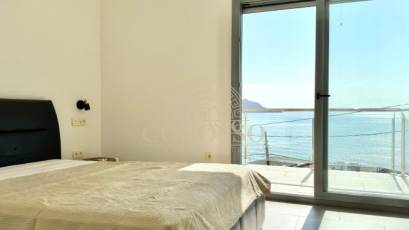 Resale - Pareado -
Benidorm - Cala de Benidorm