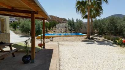 Revente - Casa con terreno -
Alsodux - ALMERIA