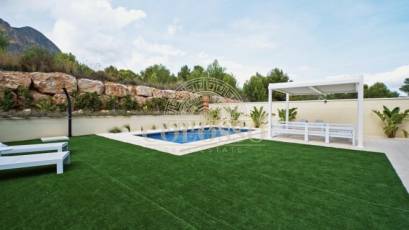 Resale - Villa de Lujo -
Polop - Urbanizaciones