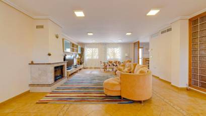 Resale - Bungalow -
Torrevieja - Los altos