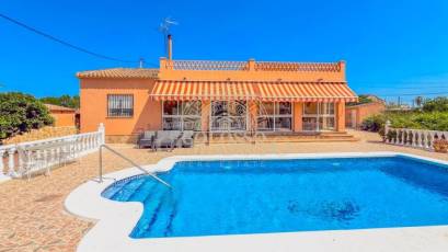 Resale - Chalet -
Rafal