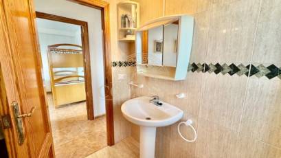 Reventa - Apartamento / piso -
Torrevieja - El Acequión - Los Náufragos