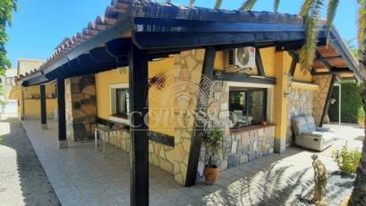 Resale - Villa -
l'Alfas del Pi - Belmonte