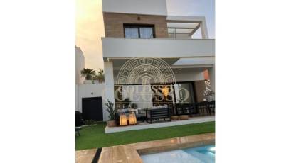 Resale - Chalet -
Finestrat - Balcón de finestrat