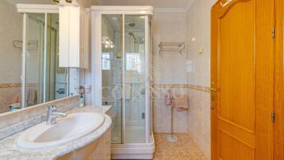Resale - Bungalow -
Torrevieja - Los altos