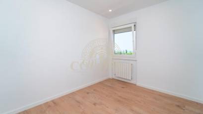 Reventa - Piso -
Madrid - Fuentelarreina