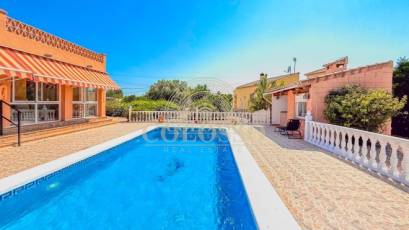 Resale - Chalet -
Rafal