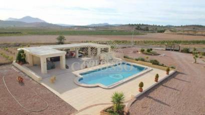 Revente - Villa -
Pinoso
