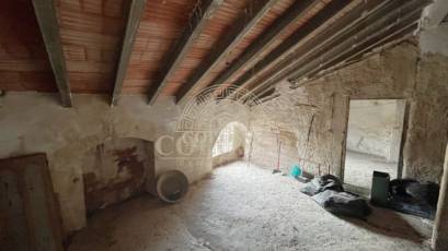 Resale - Casa -
Sella - PUEBLO