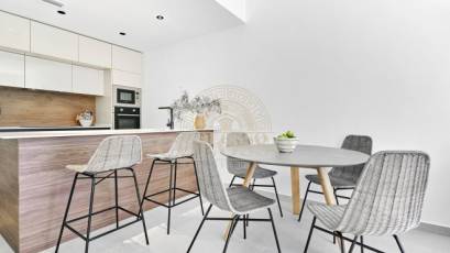 Obra nueva - Bungalow -
Torrevieja