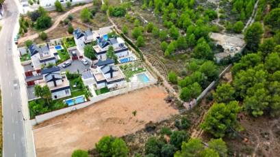 Resale - Villa de Lujo -
Polop - Urbanizaciones