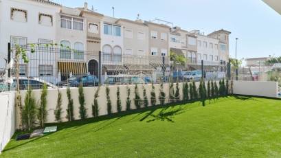 Obra nueva - Bungalow -
Torrevieja