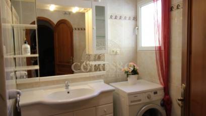 Resale - Villa -
Calpe - Empedrola
