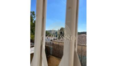 Resale - Chalet -
Godelleta - El bosque