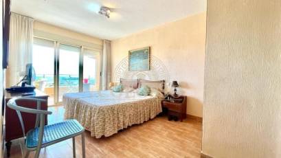 Resale - Penthouse -
Torrevieja - Playa de los Locos