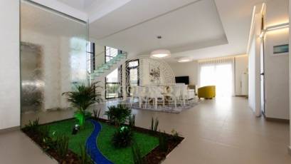 Resale - Villa -
Orihuela Costa - Campoamor
